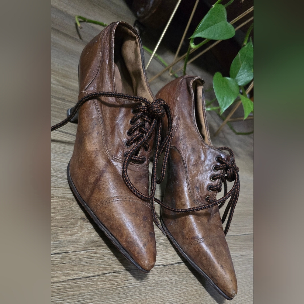 Vintage Edwardian Brown Leather Heel
